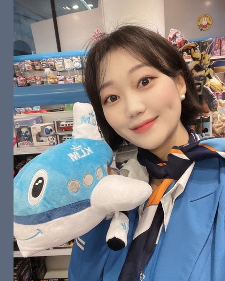 위준성 전·현직 승무원 강사